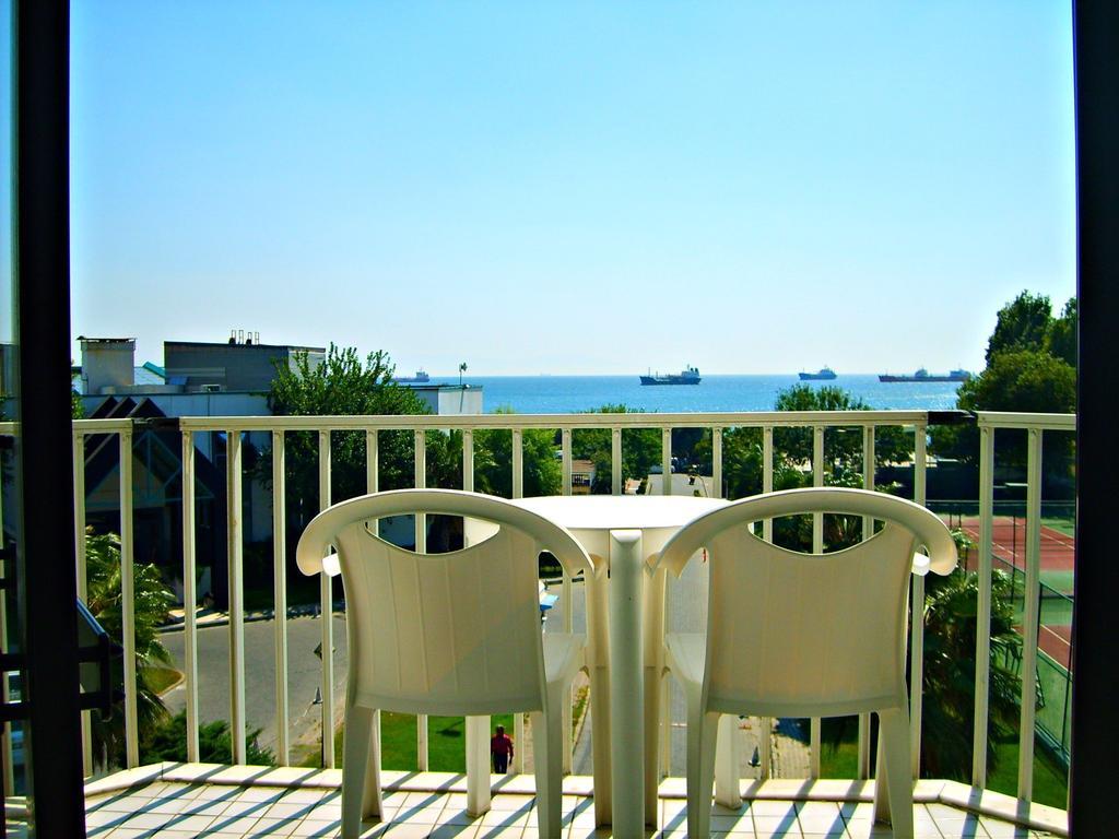 Atakoey Marina Hotel イスタンブール エクステリア 写真