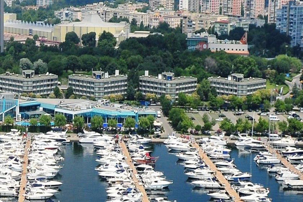 Atakoey Marina Hotel イスタンブール エクステリア 写真